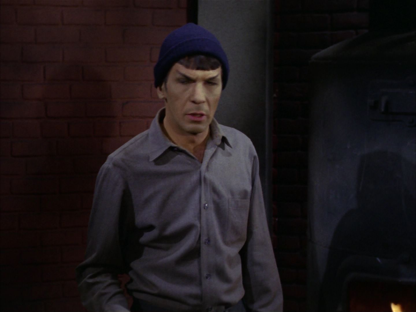ariane179254_StarTrek_1x28_TheCityOnTheEdgeOfForever_1845.jpg