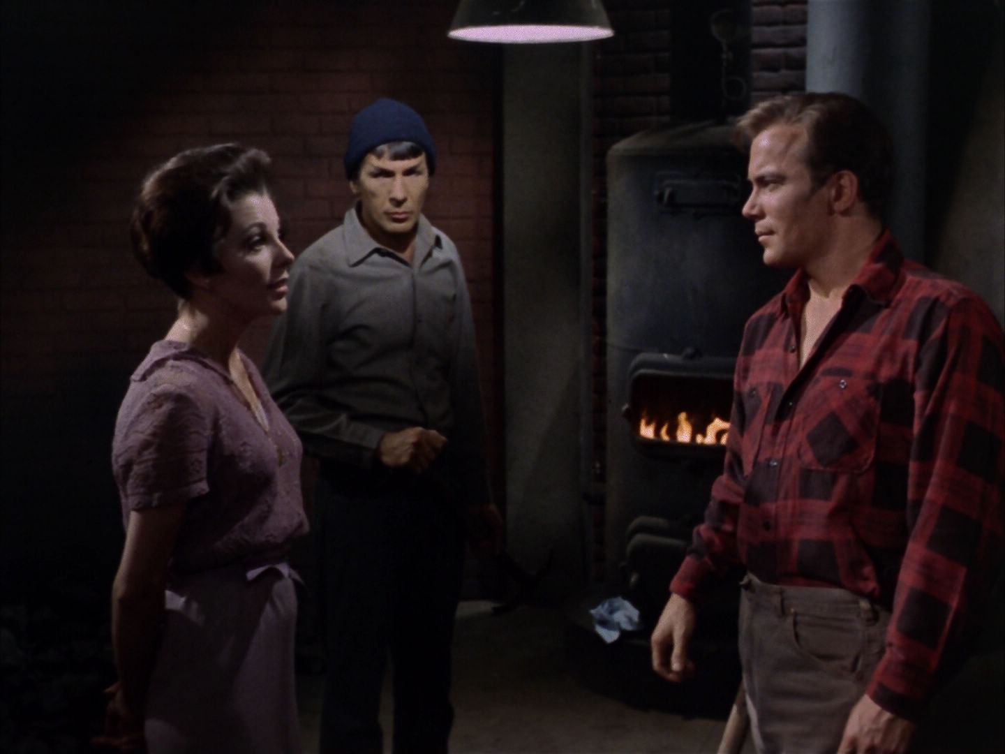 ariane179254_StarTrek_1x28_TheCityOnTheEdgeOfForever_1883.jpg
