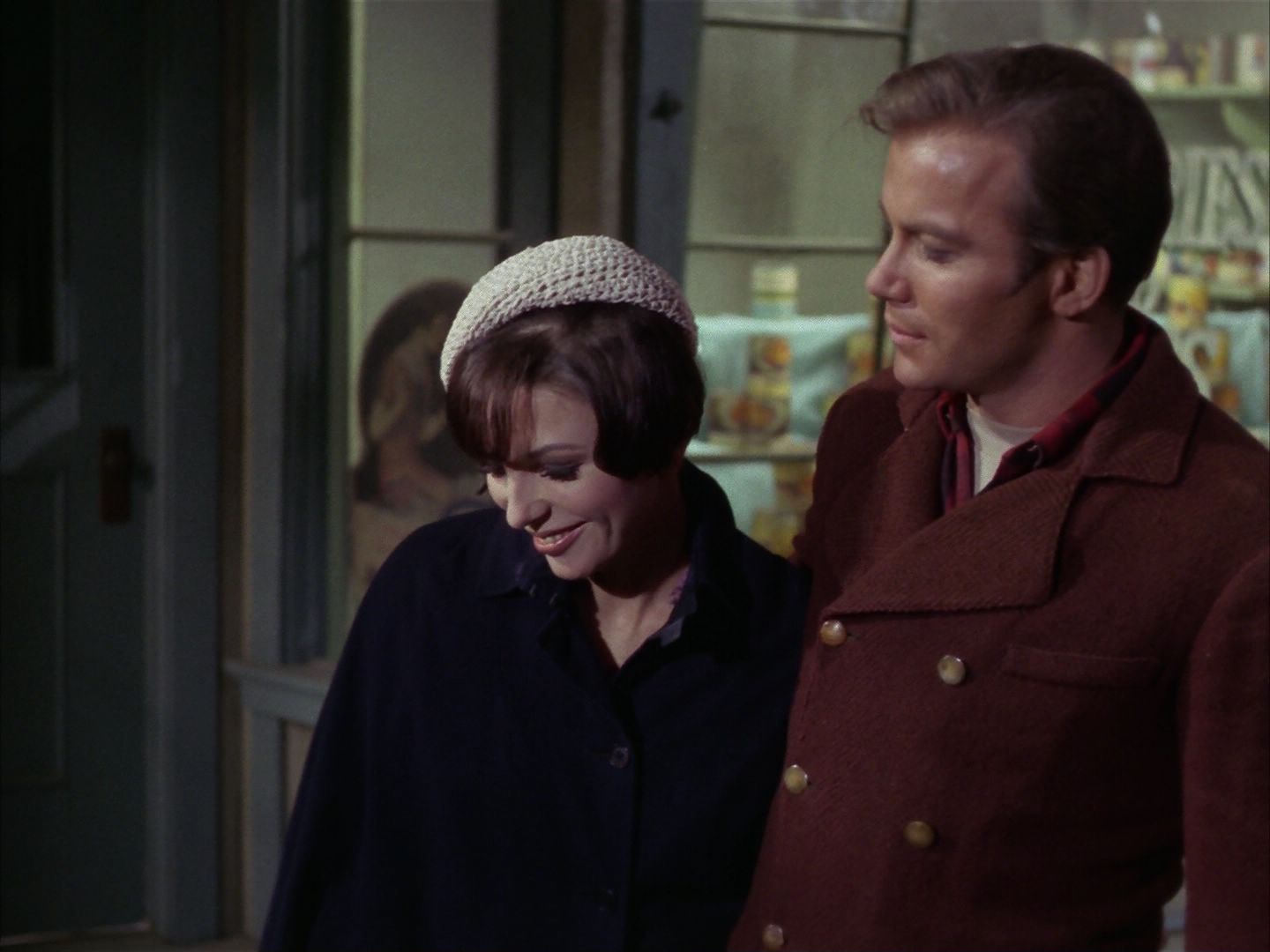 ariane179254_StarTrek_1x28_TheCityOnTheEdgeOfForever_1953.jpg