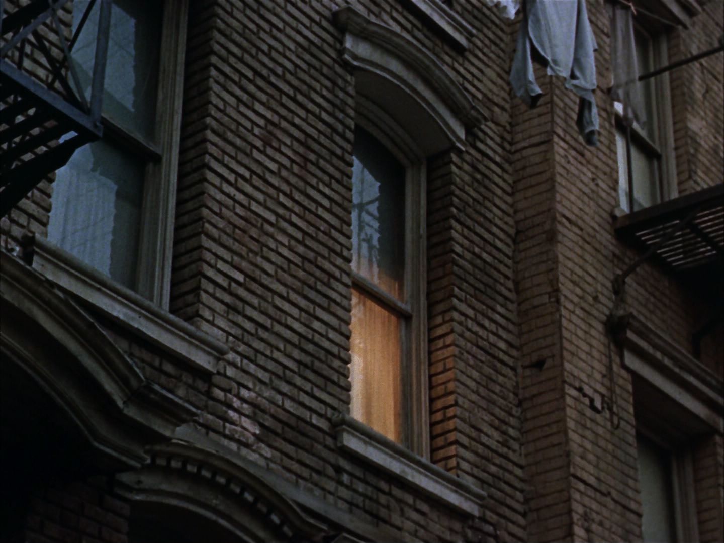 ariane179254_StarTrek_1x28_TheCityOnTheEdgeOfForever_1988.jpg