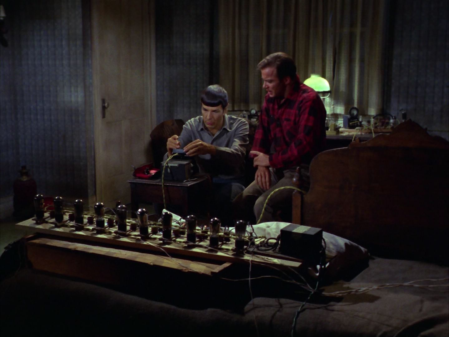 ariane179254_StarTrek_1x28_TheCityOnTheEdgeOfForever_2049.jpg