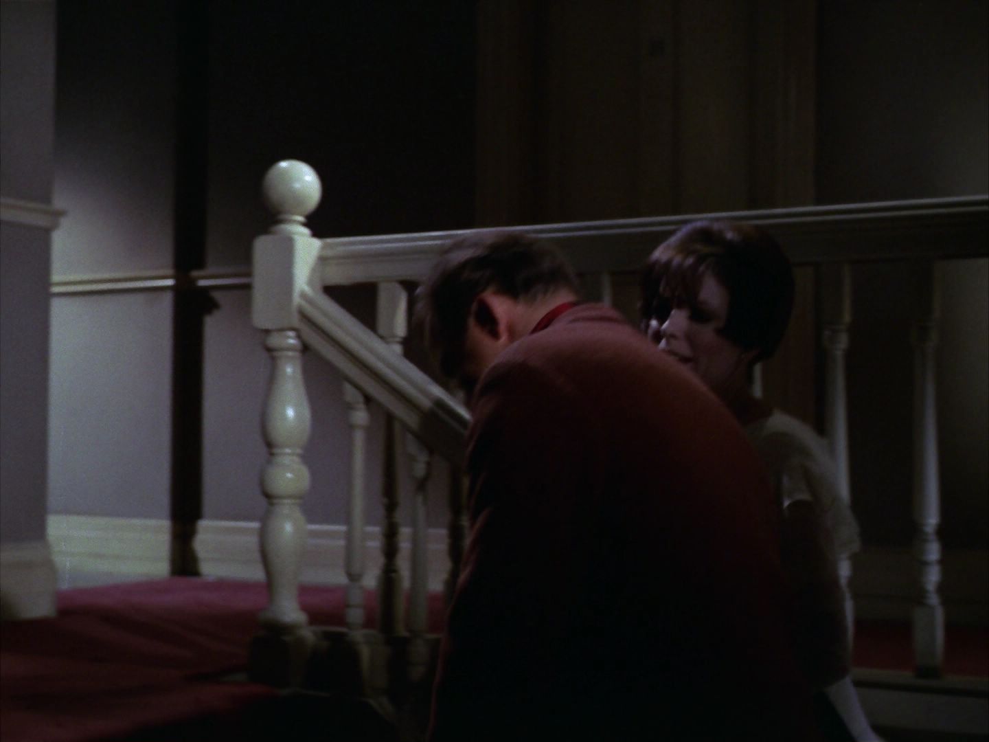 ariane179254_StarTrek_1x28_TheCityOnTheEdgeOfForever_2288.jpg