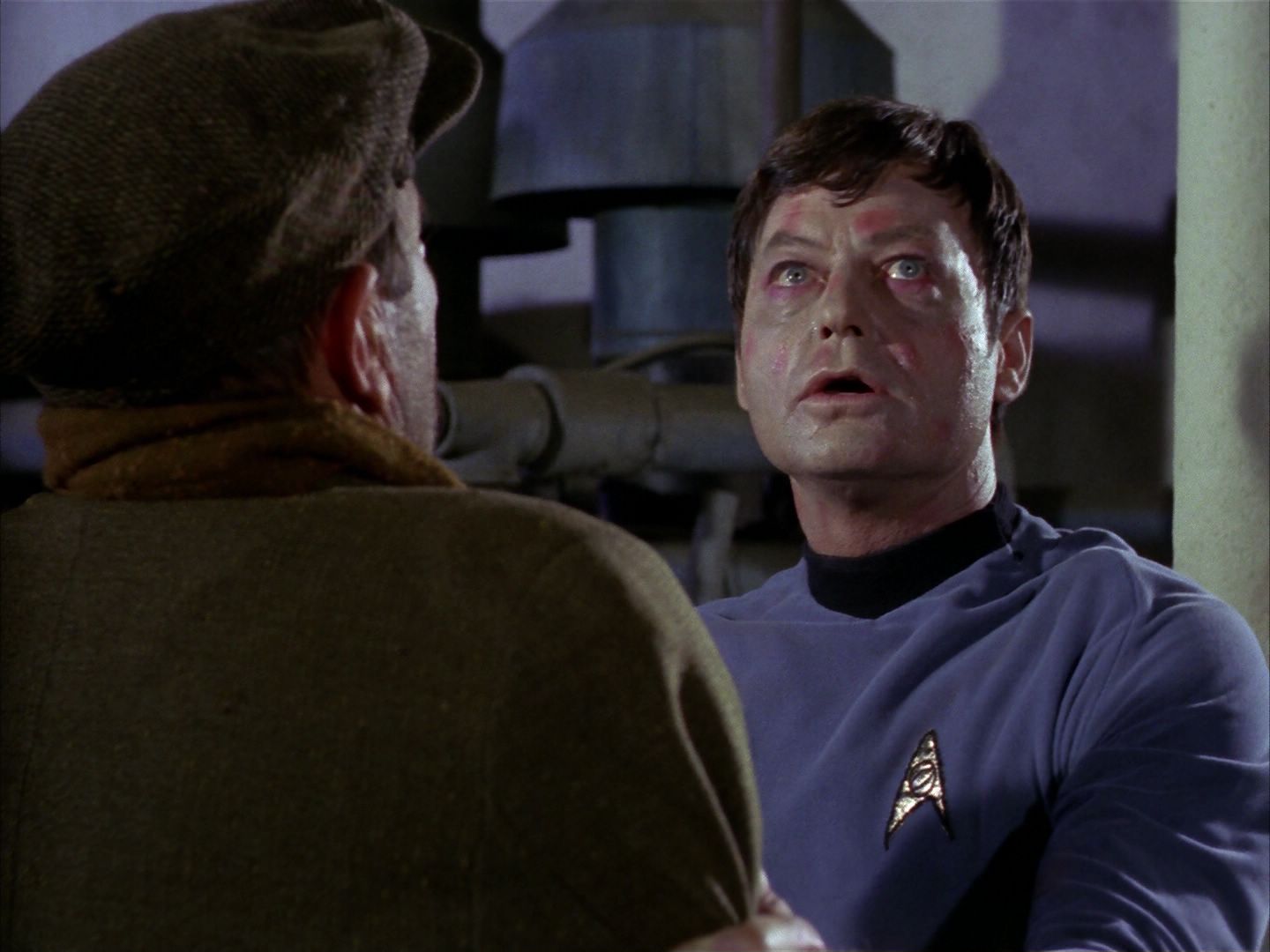 ariane179254_StarTrek_1x28_TheCityOnTheEdgeOfForever_2352.jpg