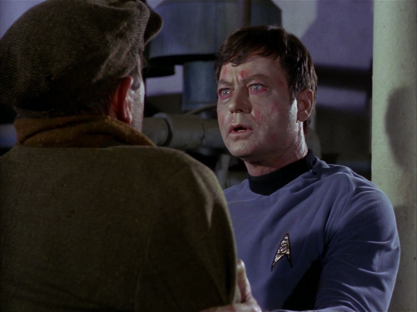 ariane179254_StarTrek_1x28_TheCityOnTheEdgeOfForever_2364.jpg