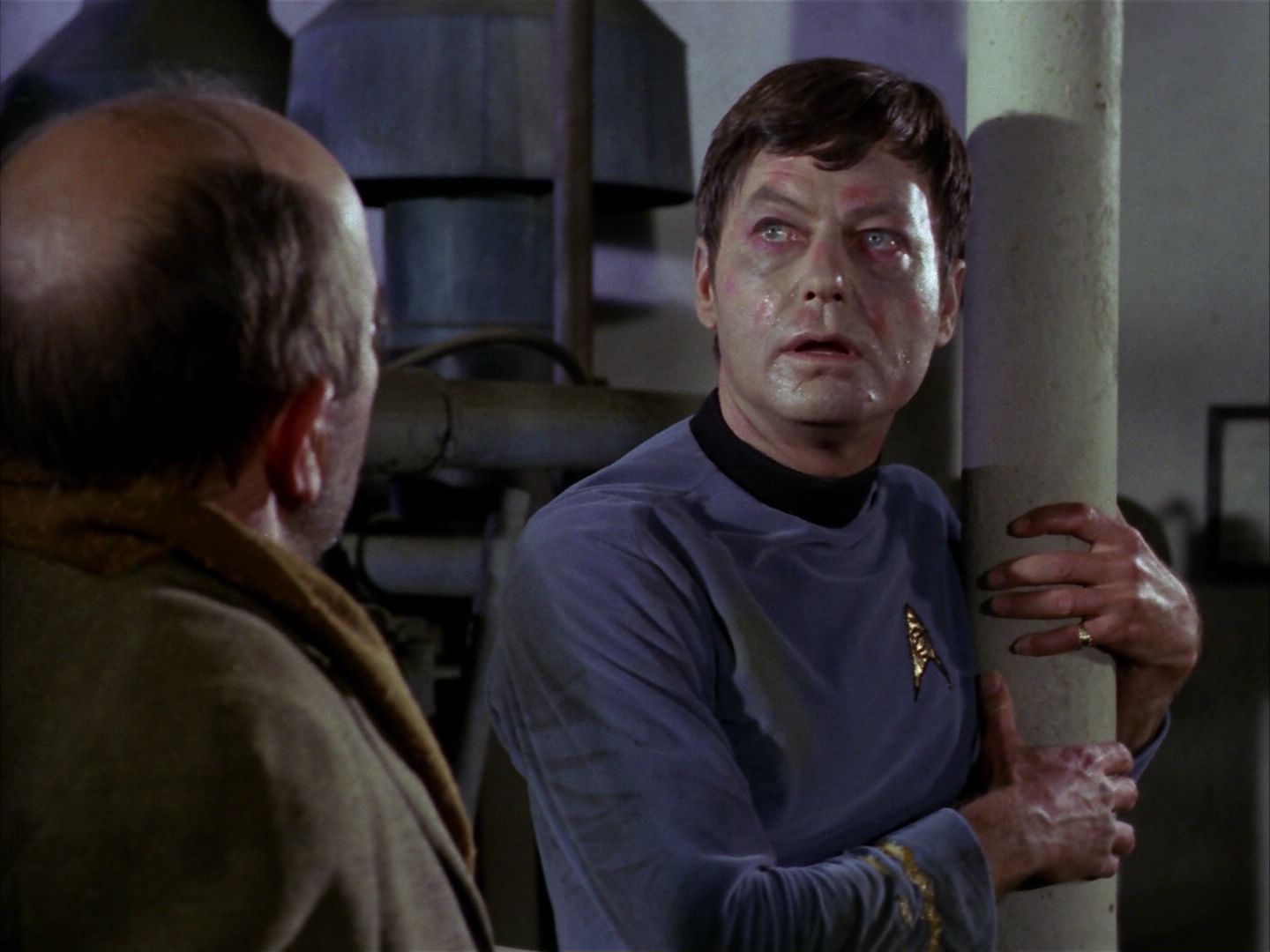 ariane179254_StarTrek_1x28_TheCityOnTheEdgeOfForever_2403.jpg