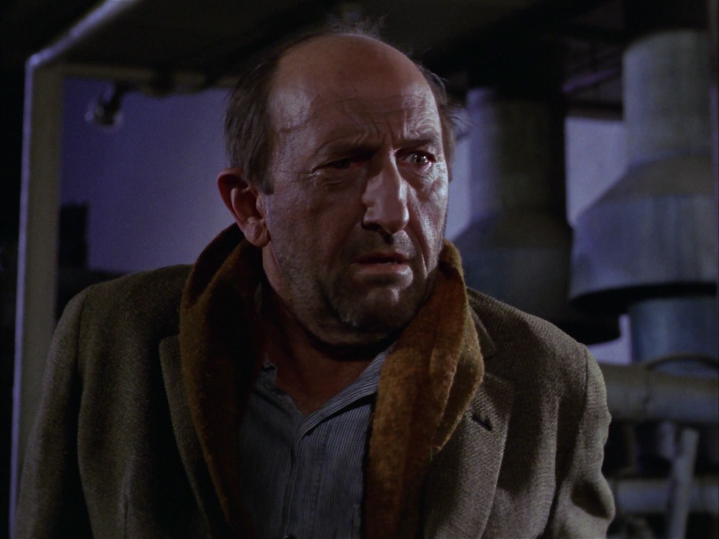 ariane179254_StarTrek_1x28_TheCityOnTheEdgeOfForever_2442.jpg