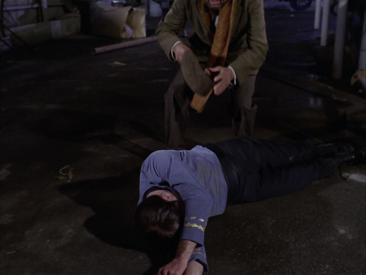 ariane179254_StarTrek_1x28_TheCityOnTheEdgeOfForever_2445.jpg