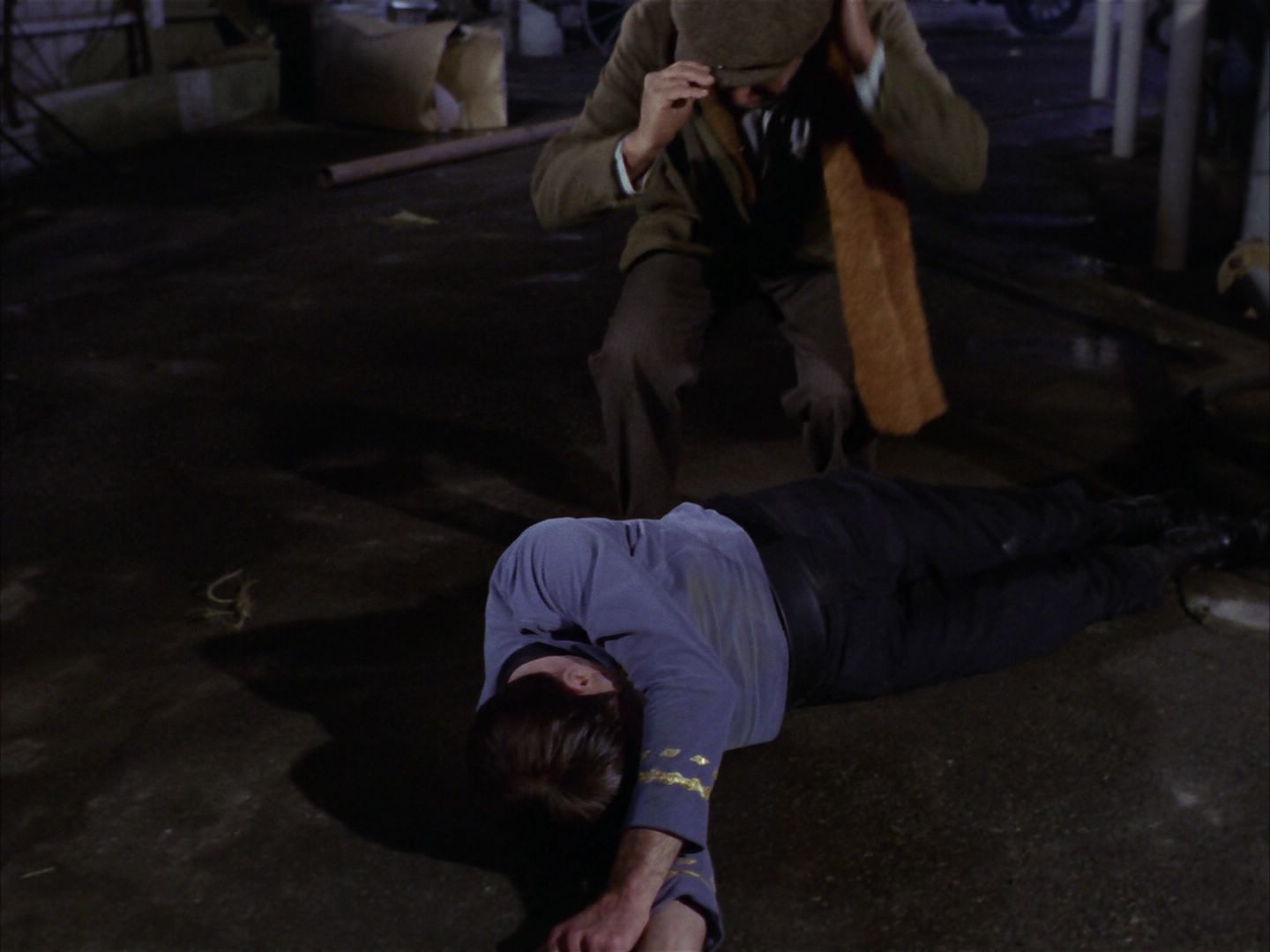 ariane179254_StarTrek_1x28_TheCityOnTheEdgeOfForever_2446.jpg