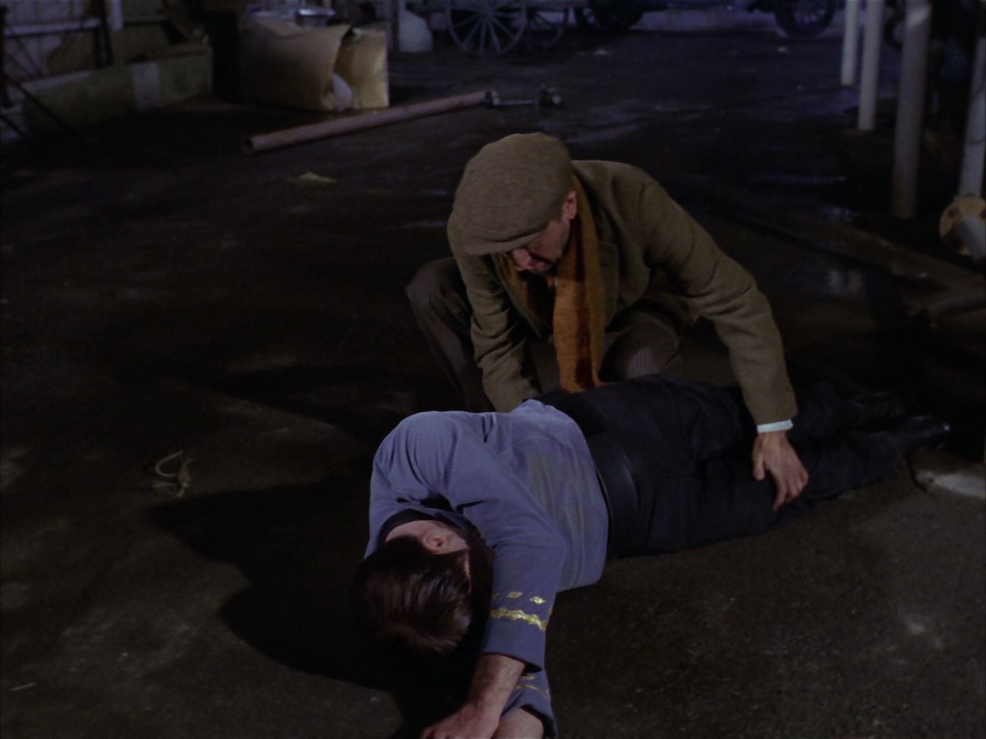 ariane179254_StarTrek_1x28_TheCityOnTheEdgeOfForever_2450.jpg