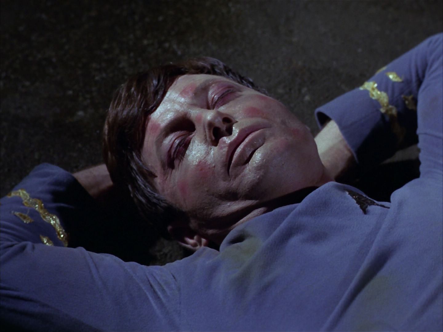 ariane179254_StarTrek_1x28_TheCityOnTheEdgeOfForever_2491.jpg