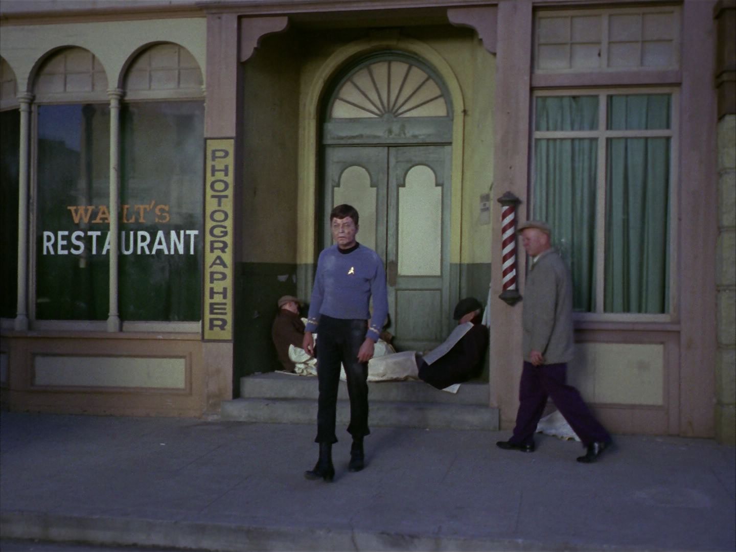 ariane179254_StarTrek_1x28_TheCityOnTheEdgeOfForever_2560.jpg