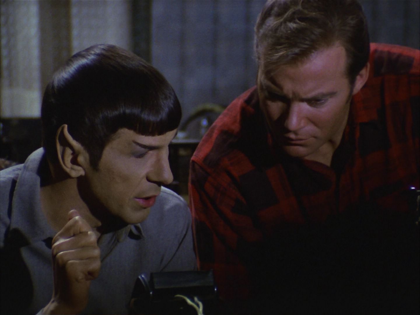 ariane179254_StarTrek_1x28_TheCityOnTheEdgeOfForever_2629.jpg