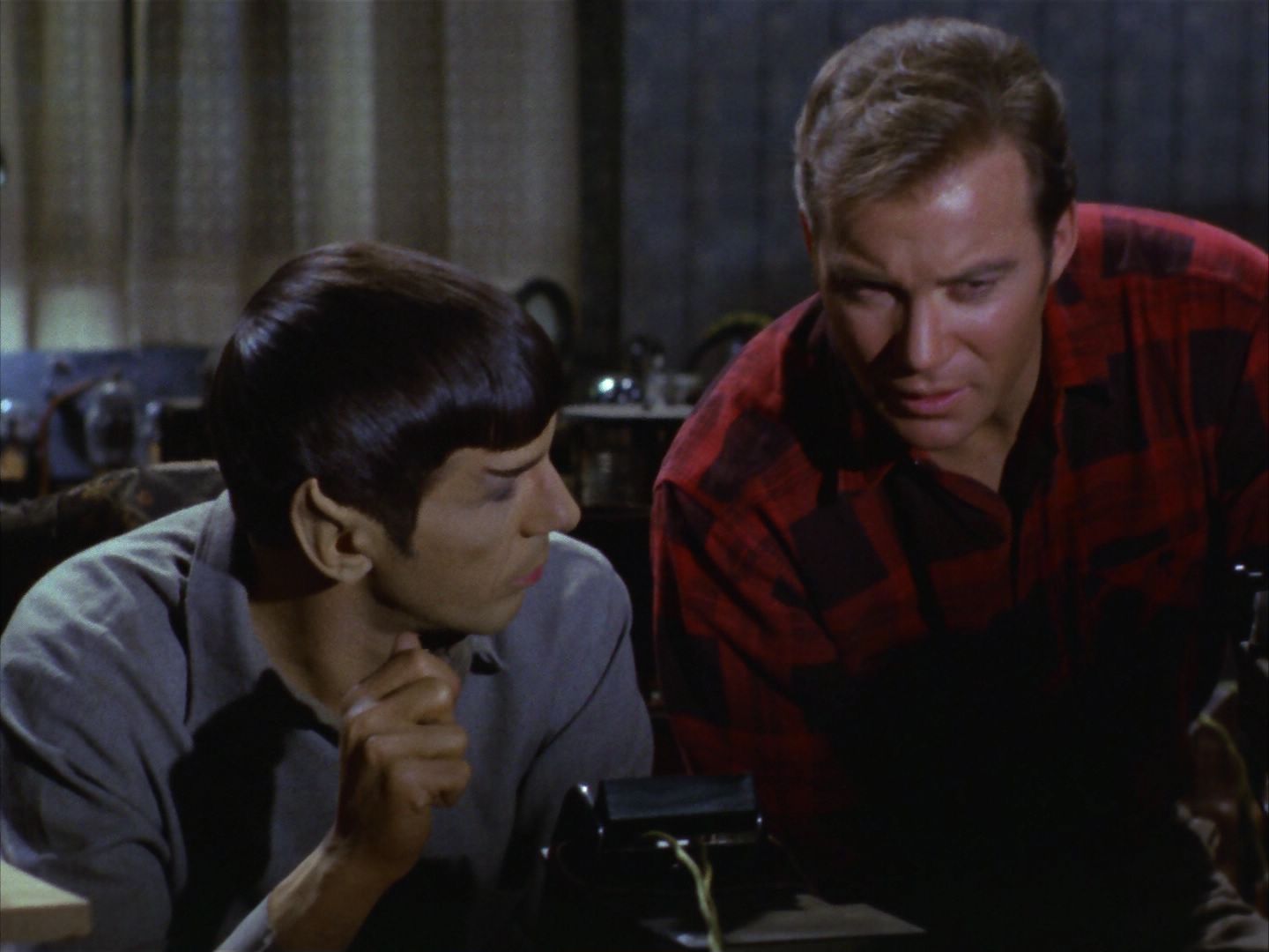 ariane179254_StarTrek_1x28_TheCityOnTheEdgeOfForever_2663.jpg