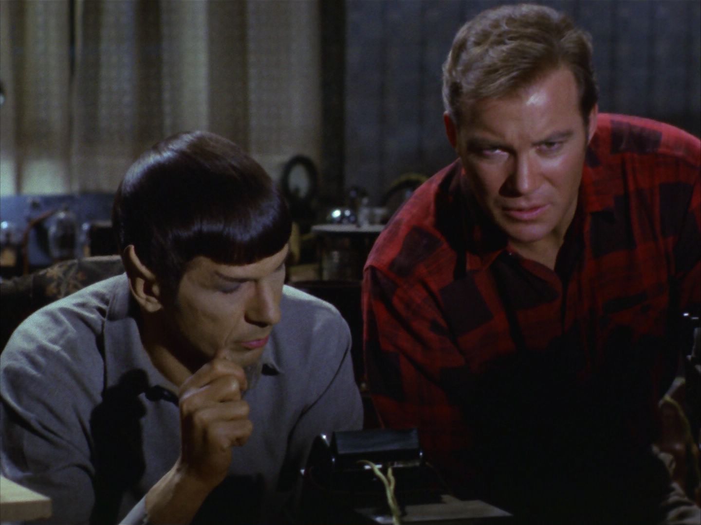 ariane179254_StarTrek_1x28_TheCityOnTheEdgeOfForever_2664.jpg
