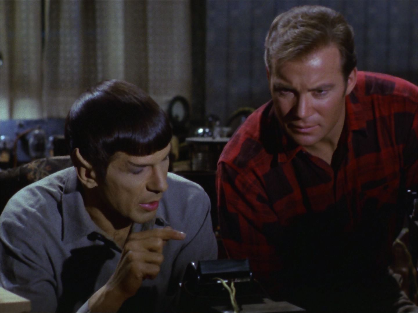 ariane179254_StarTrek_1x28_TheCityOnTheEdgeOfForever_2669.jpg