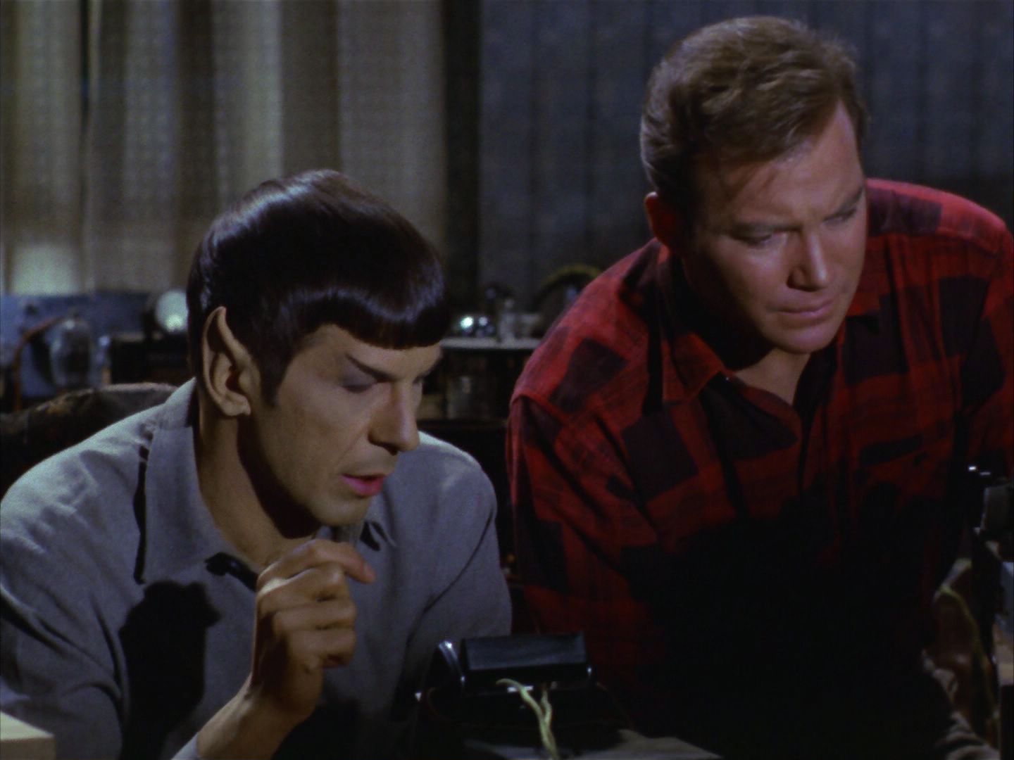 ariane179254_StarTrek_1x28_TheCityOnTheEdgeOfForever_2678.jpg