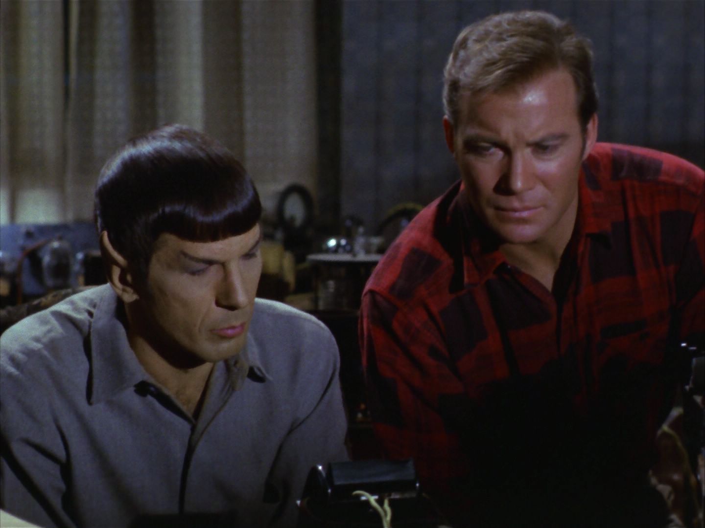 ariane179254_StarTrek_1x28_TheCityOnTheEdgeOfForever_2689.jpg