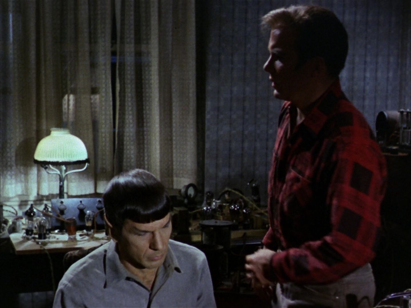 ariane179254_StarTrek_1x28_TheCityOnTheEdgeOfForever_2694.jpg