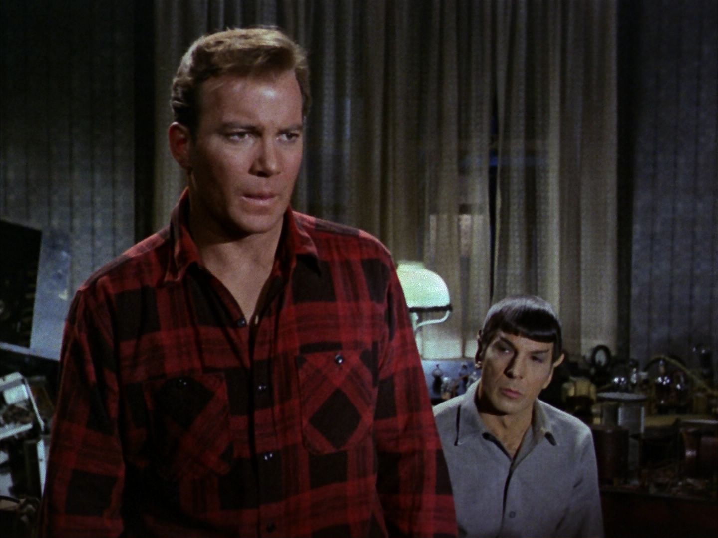 ariane179254_StarTrek_1x28_TheCityOnTheEdgeOfForever_2711.jpg