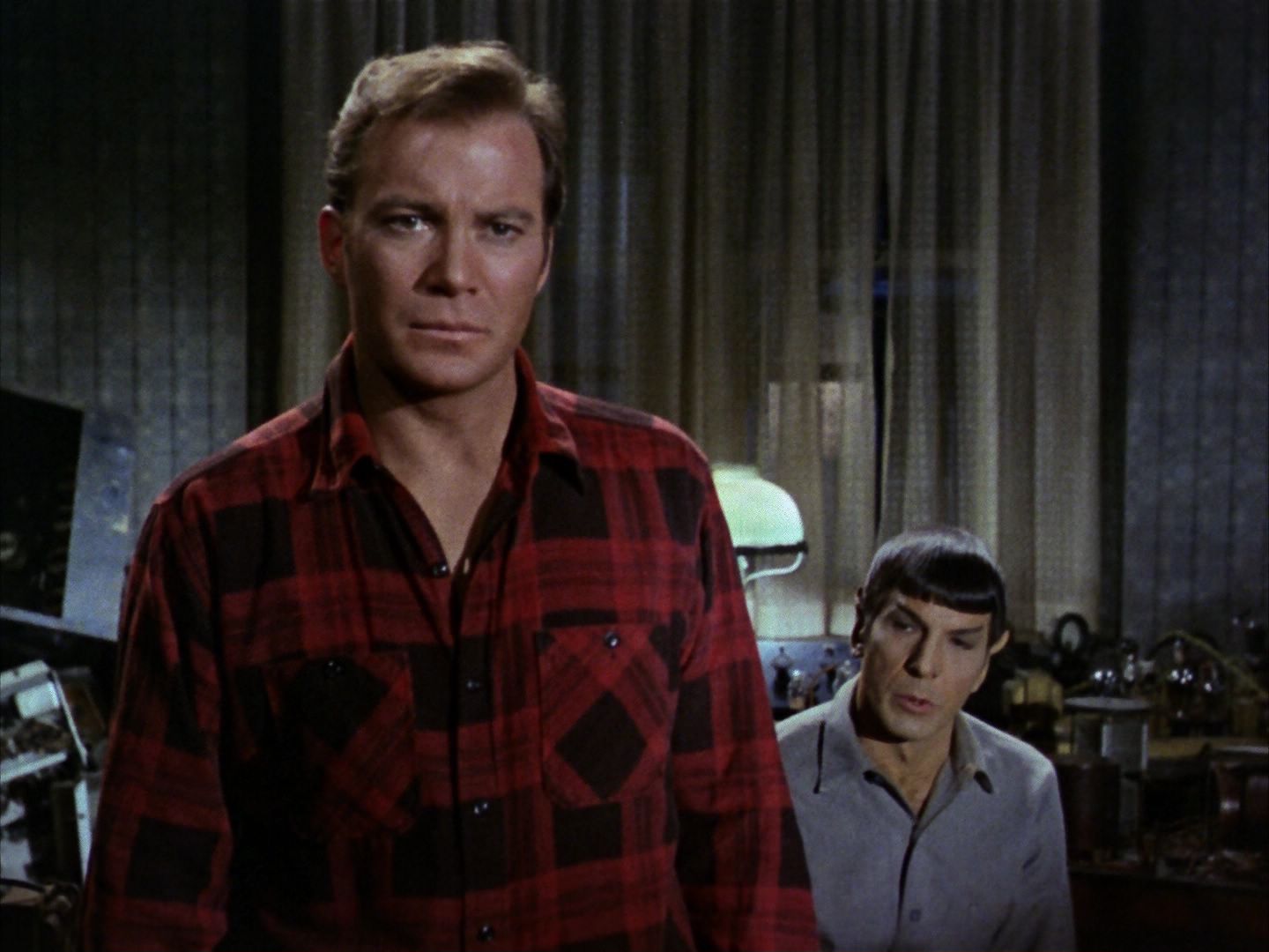 ariane179254_StarTrek_1x28_TheCityOnTheEdgeOfForever_2725.jpg