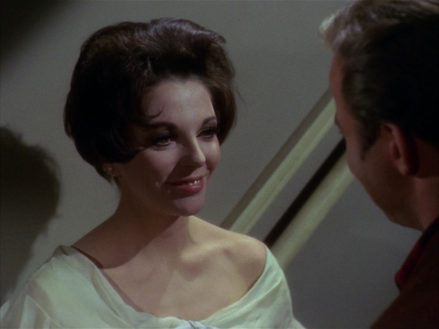 ariane179254_StarTrek_1x28_TheCityOnTheEdgeOfForever_2896.jpg