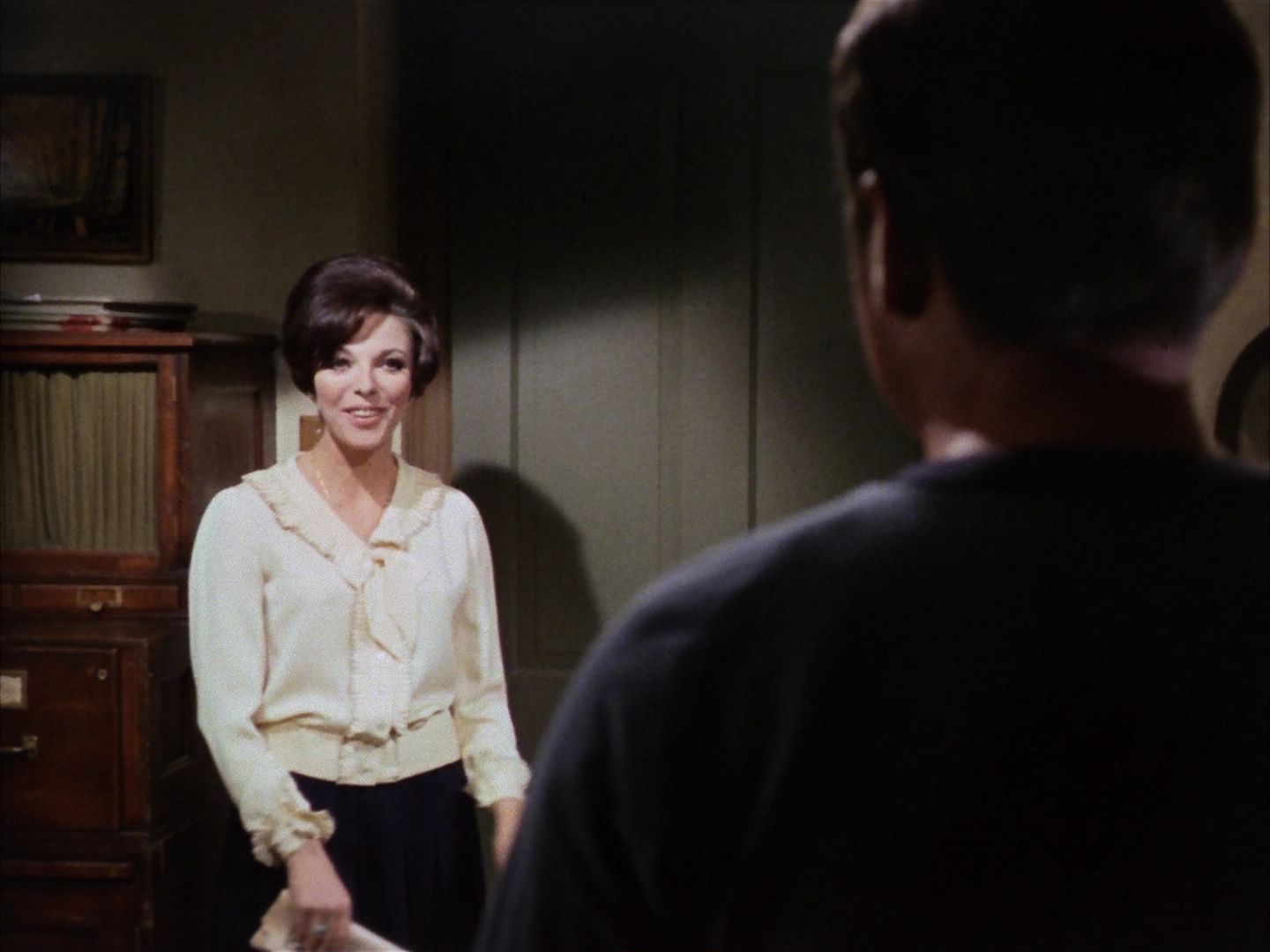ariane179254_StarTrek_1x28_TheCityOnTheEdgeOfForever_2971.jpg