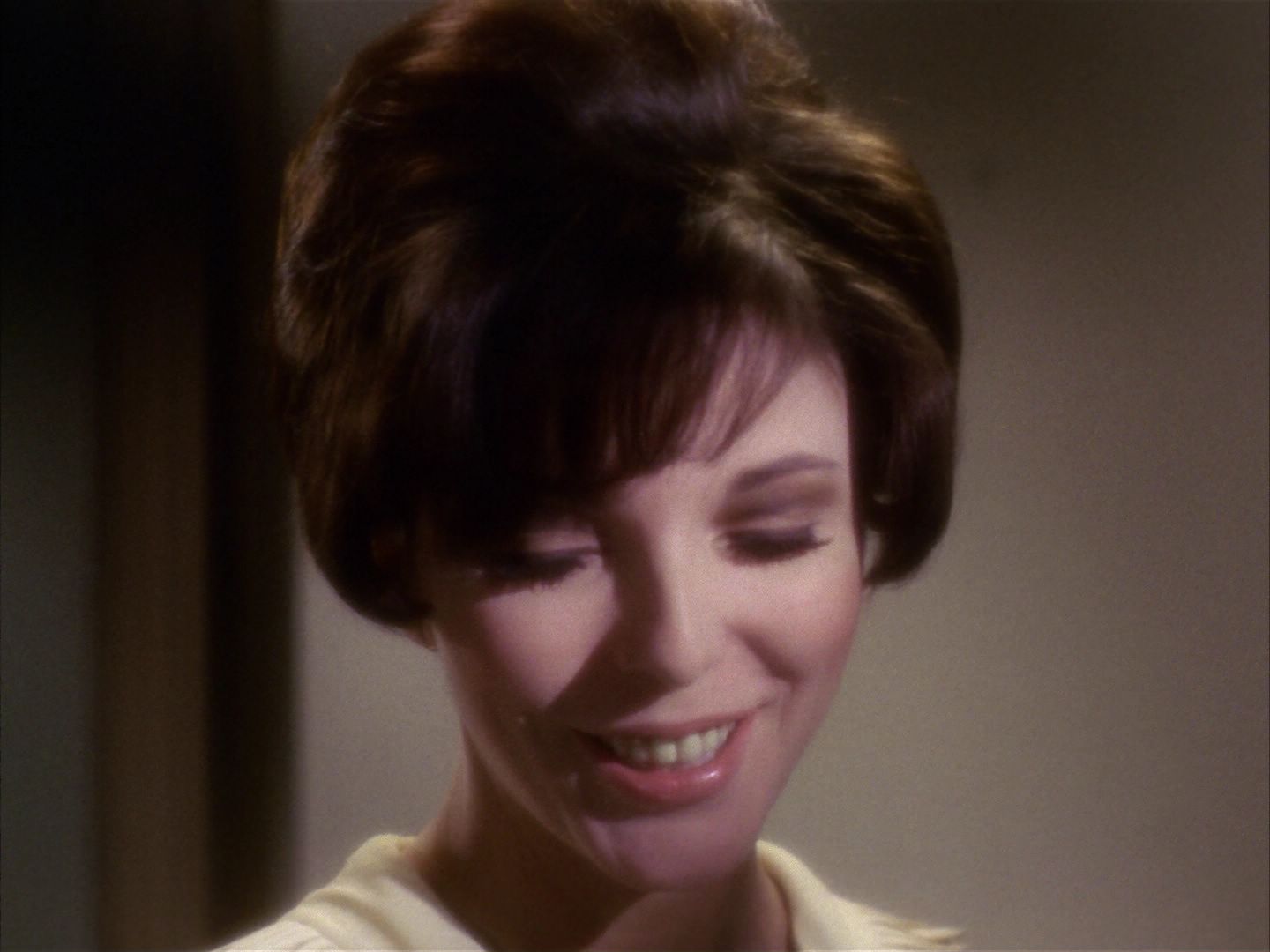 ariane179254_StarTrek_1x28_TheCityOnTheEdgeOfForever_3016.jpg