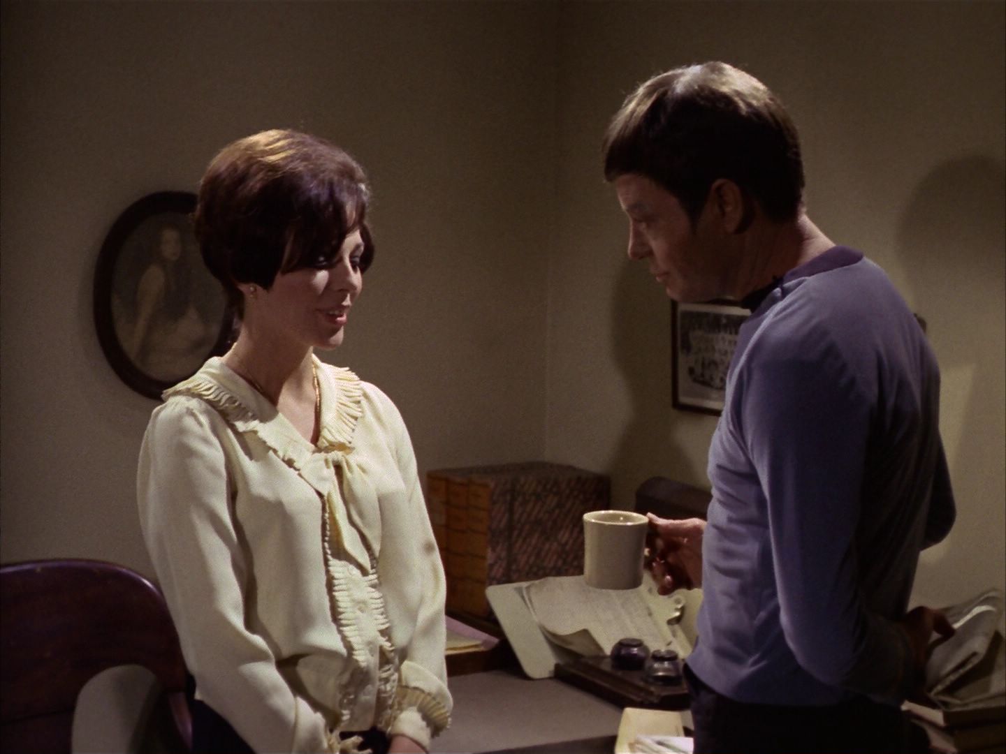 ariane179254_StarTrek_1x28_TheCityOnTheEdgeOfForever_3053.jpg