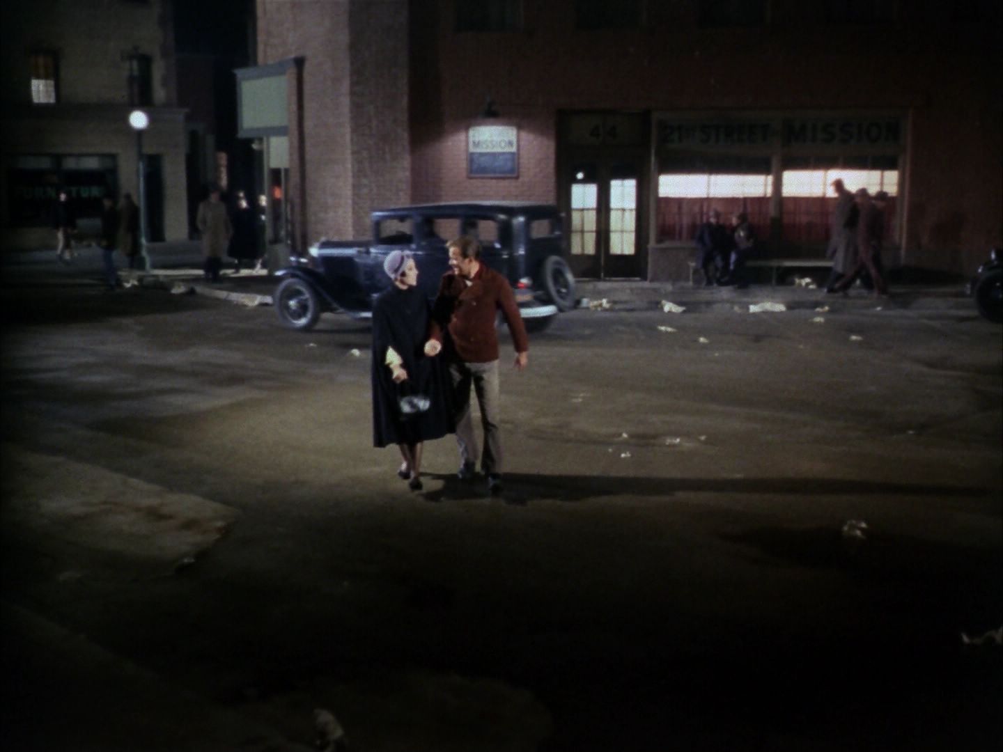 ariane179254_StarTrek_1x28_TheCityOnTheEdgeOfForever_3081.jpg
