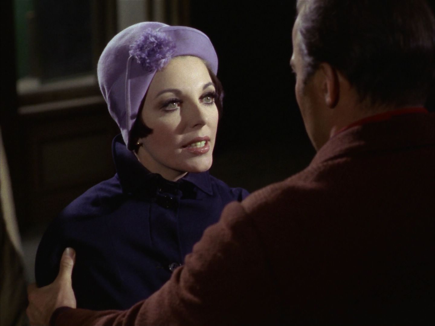 ariane179254_StarTrek_1x28_TheCityOnTheEdgeOfForever_3093.jpg