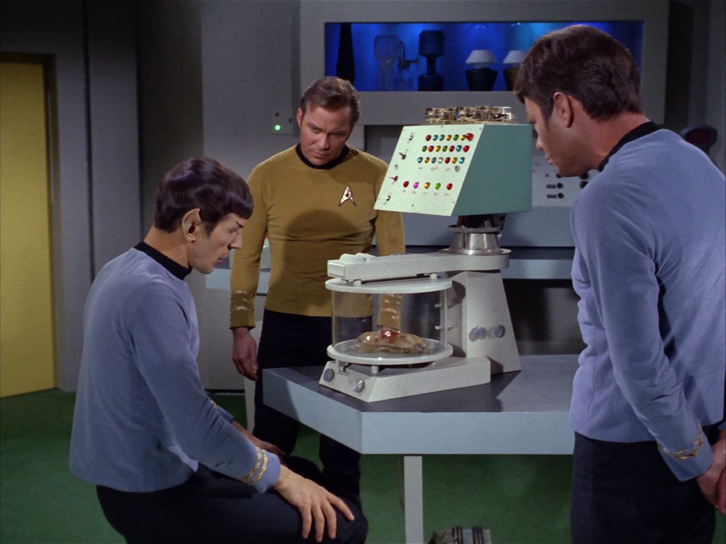 ariane179254_StarTrek_1x29_OperationAnnihilate_2158.jpg