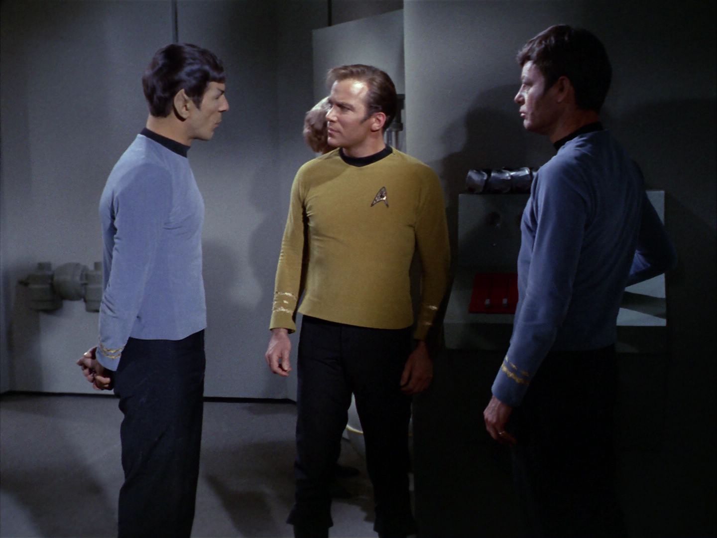 ariane179254_StarTrek_1x29_OperationAnnihilate_2601.jpg