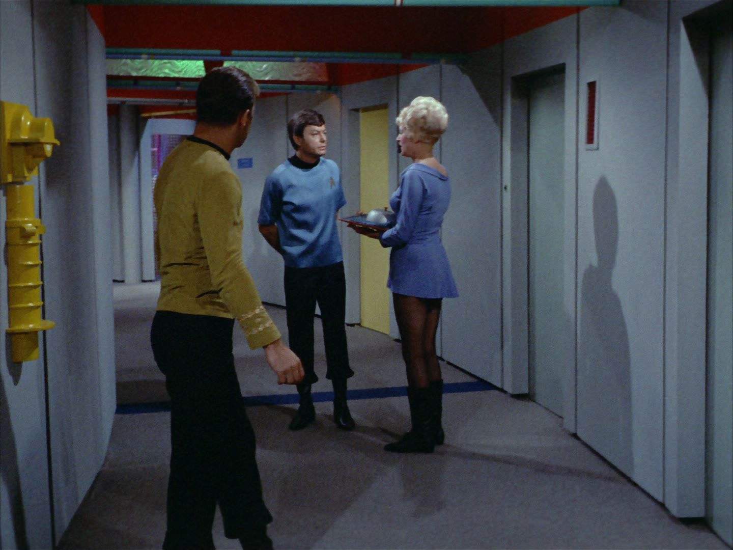 ariane179254_StarTrek_2x01_AmokTime_0036.jpg