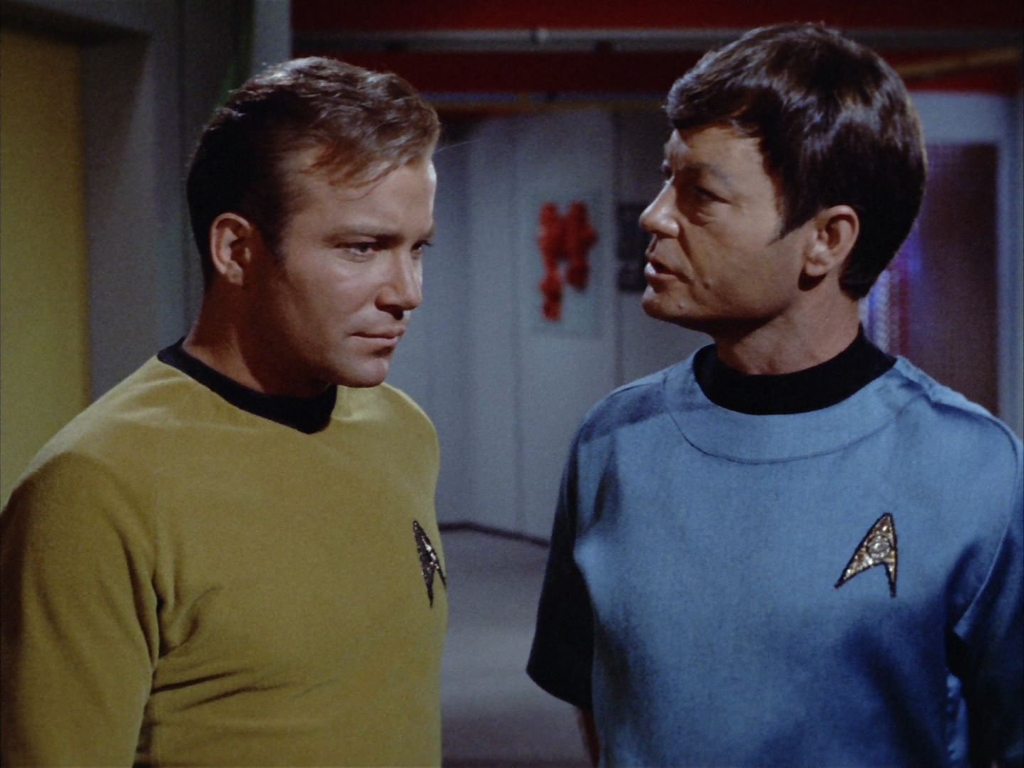 ariane179254_StarTrek_2x01_AmokTime_0062.jpg
