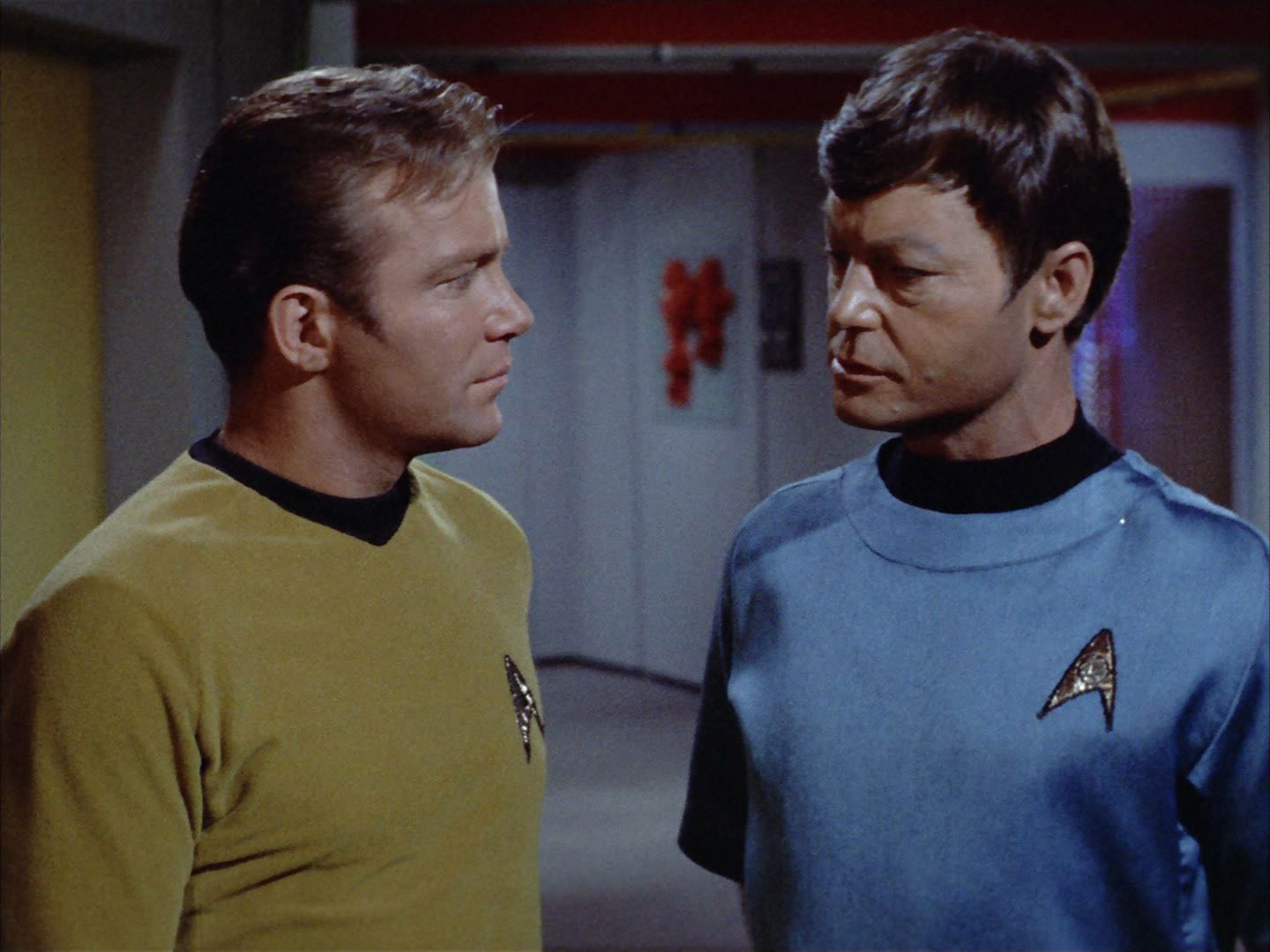ariane179254_StarTrek_2x01_AmokTime_0067.jpg