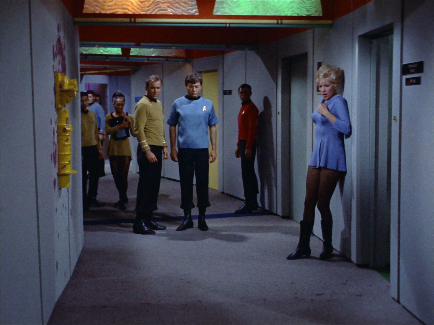 ariane179254_StarTrek_2x01_AmokTime_0074.jpg
