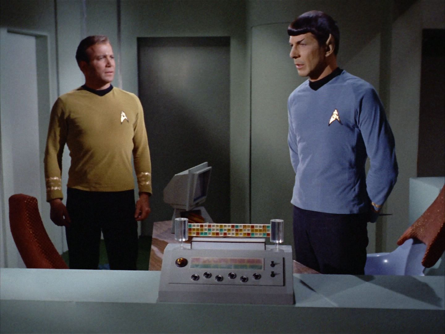 ariane179254_StarTrek_2x01_AmokTime_0105.jpg