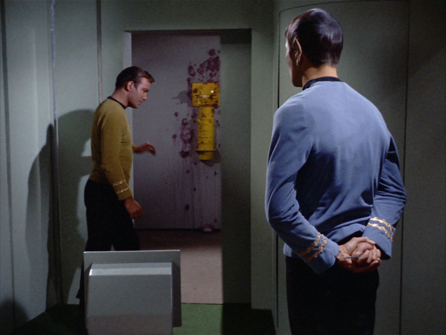 ariane179254_StarTrek_2x01_AmokTime_0190.jpg