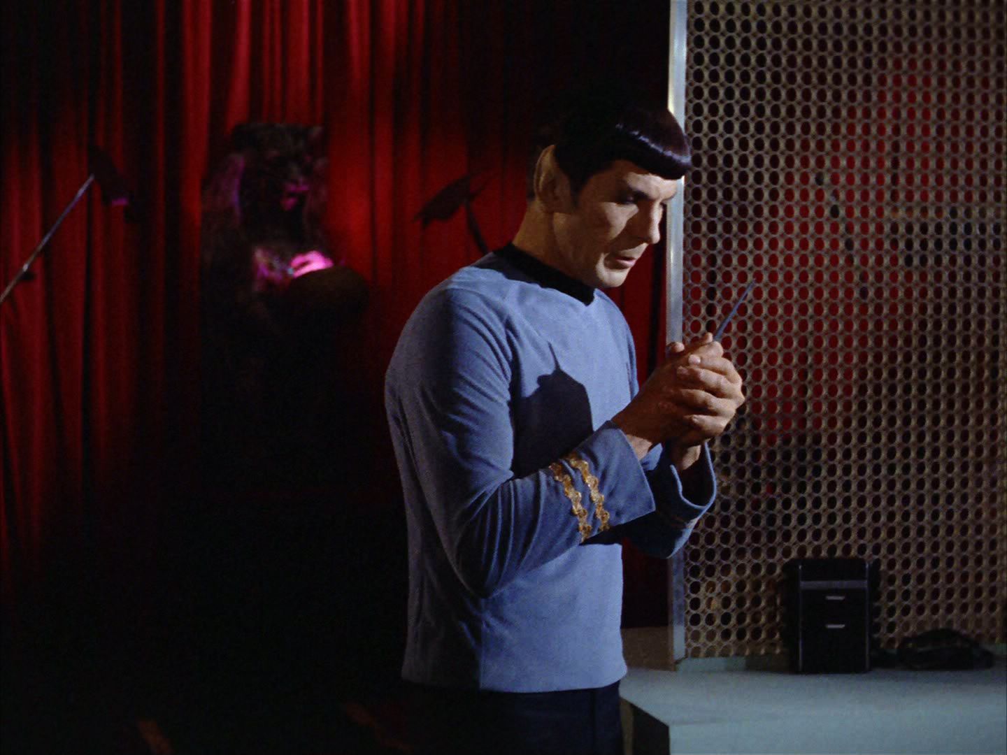 ariane179254_StarTrek_2x01_AmokTime_0200.jpg