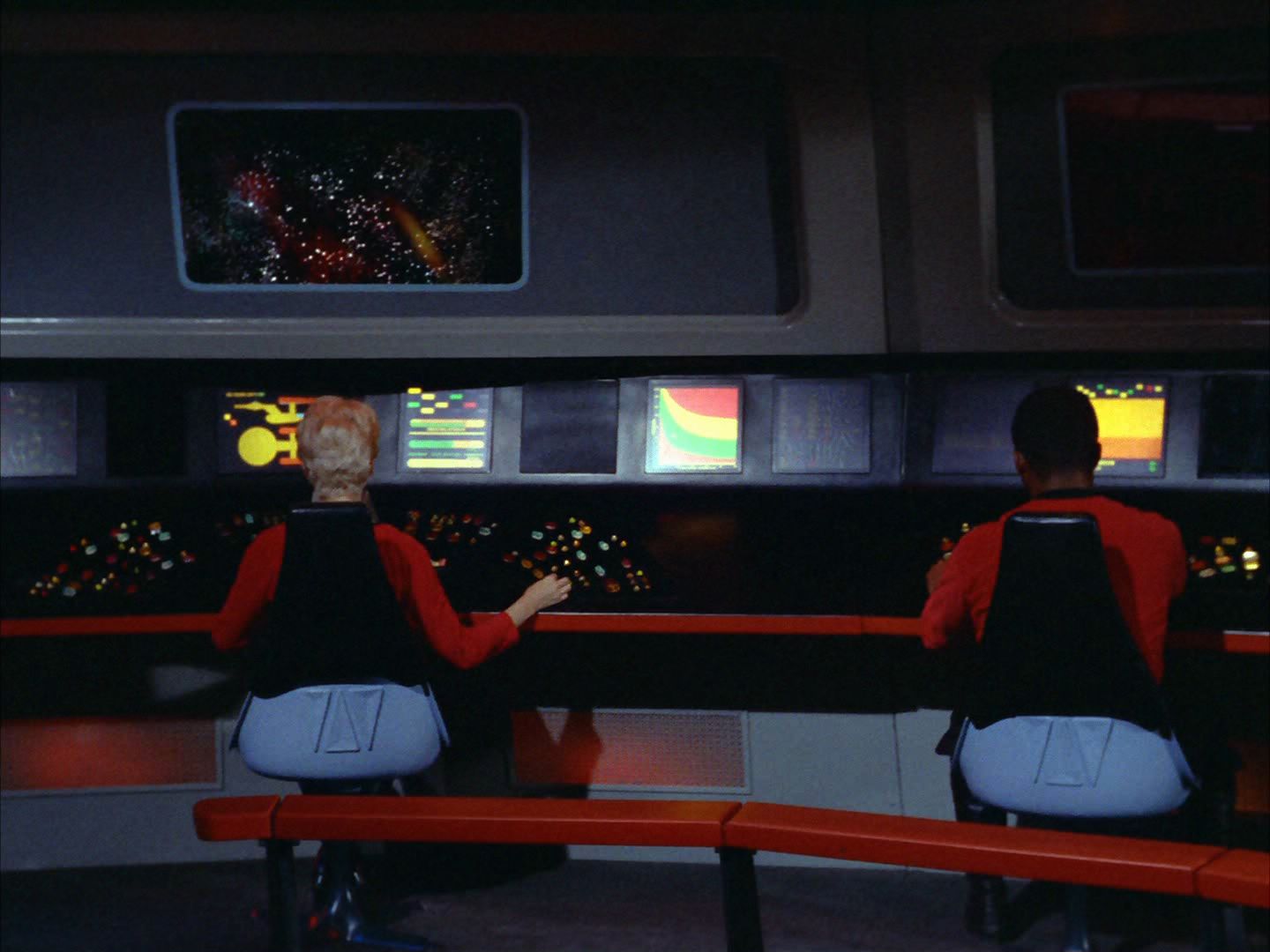 ariane179254_StarTrek_2x01_AmokTime_0215.jpg