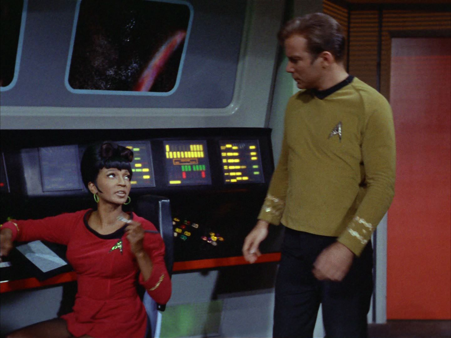 ariane179254_StarTrek_2x01_AmokTime_0222.jpg