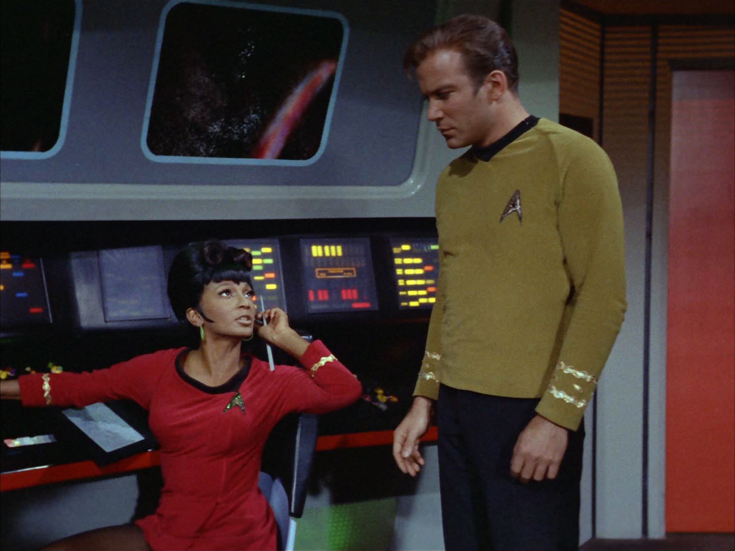 ariane179254_StarTrek_2x01_AmokTime_0225.jpg