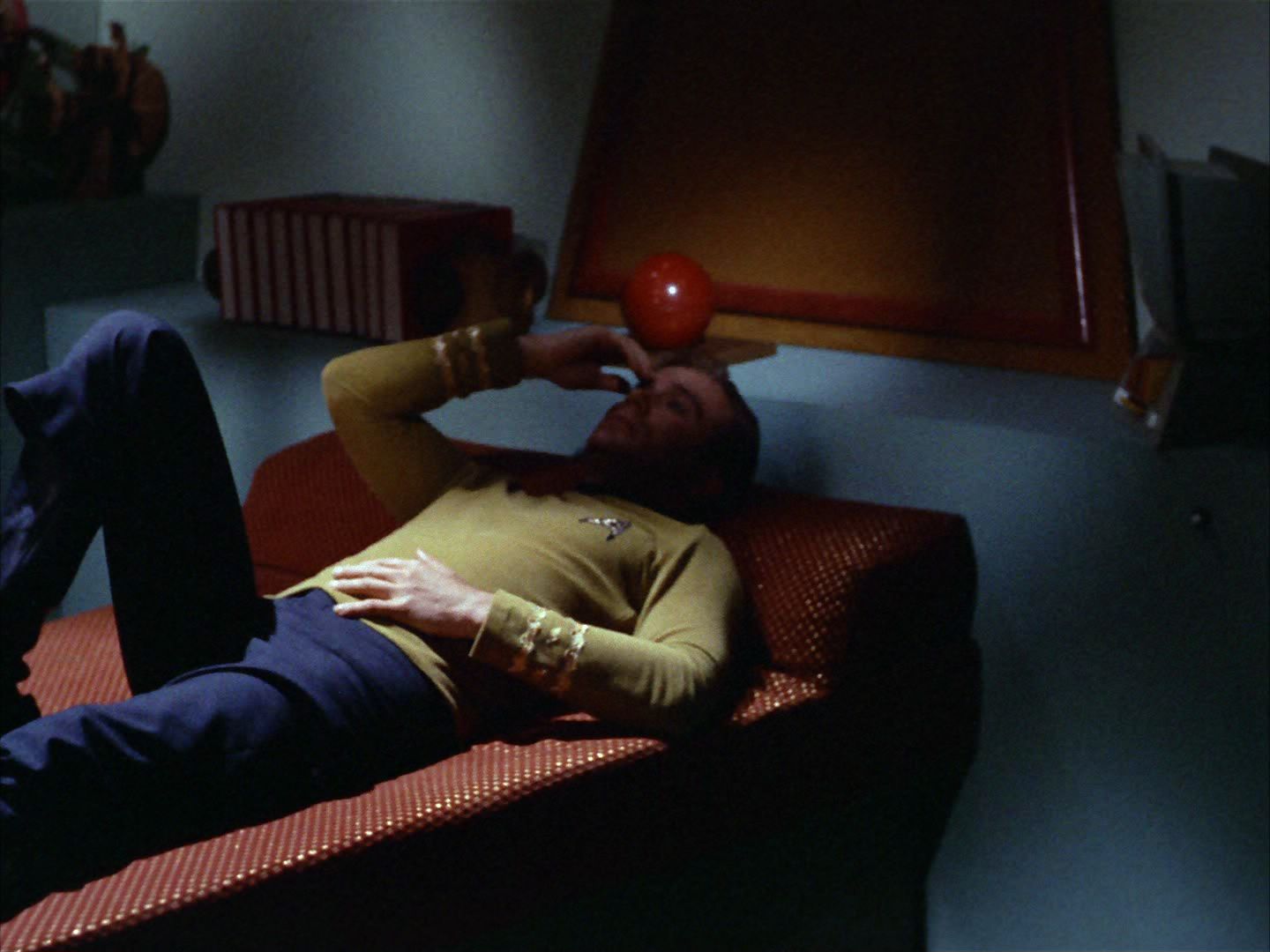 ariane179254_StarTrek_2x01_AmokTime_0285.jpg