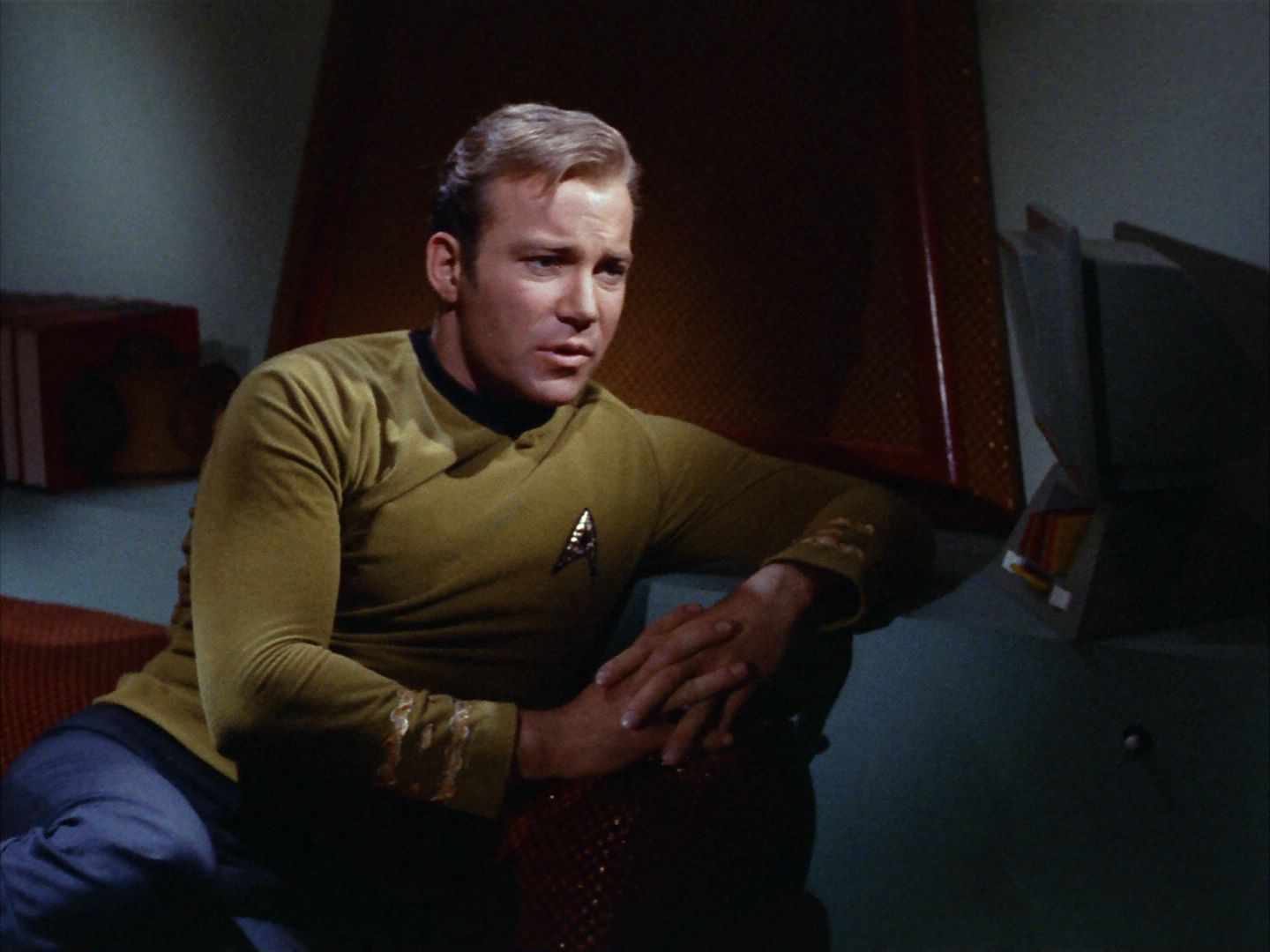 ariane179254_StarTrek_2x01_AmokTime_0297.jpg