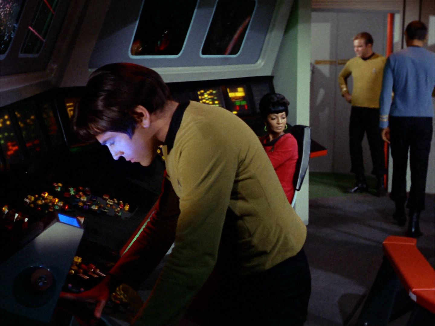ariane179254_StarTrek_2x01_AmokTime_0324.jpg