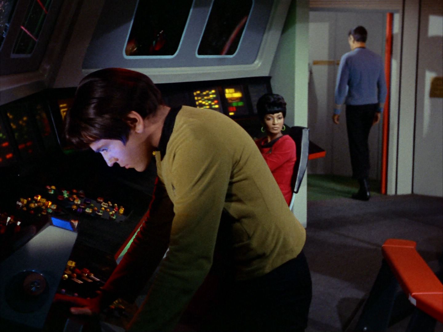 ariane179254_StarTrek_2x01_AmokTime_0326.jpg