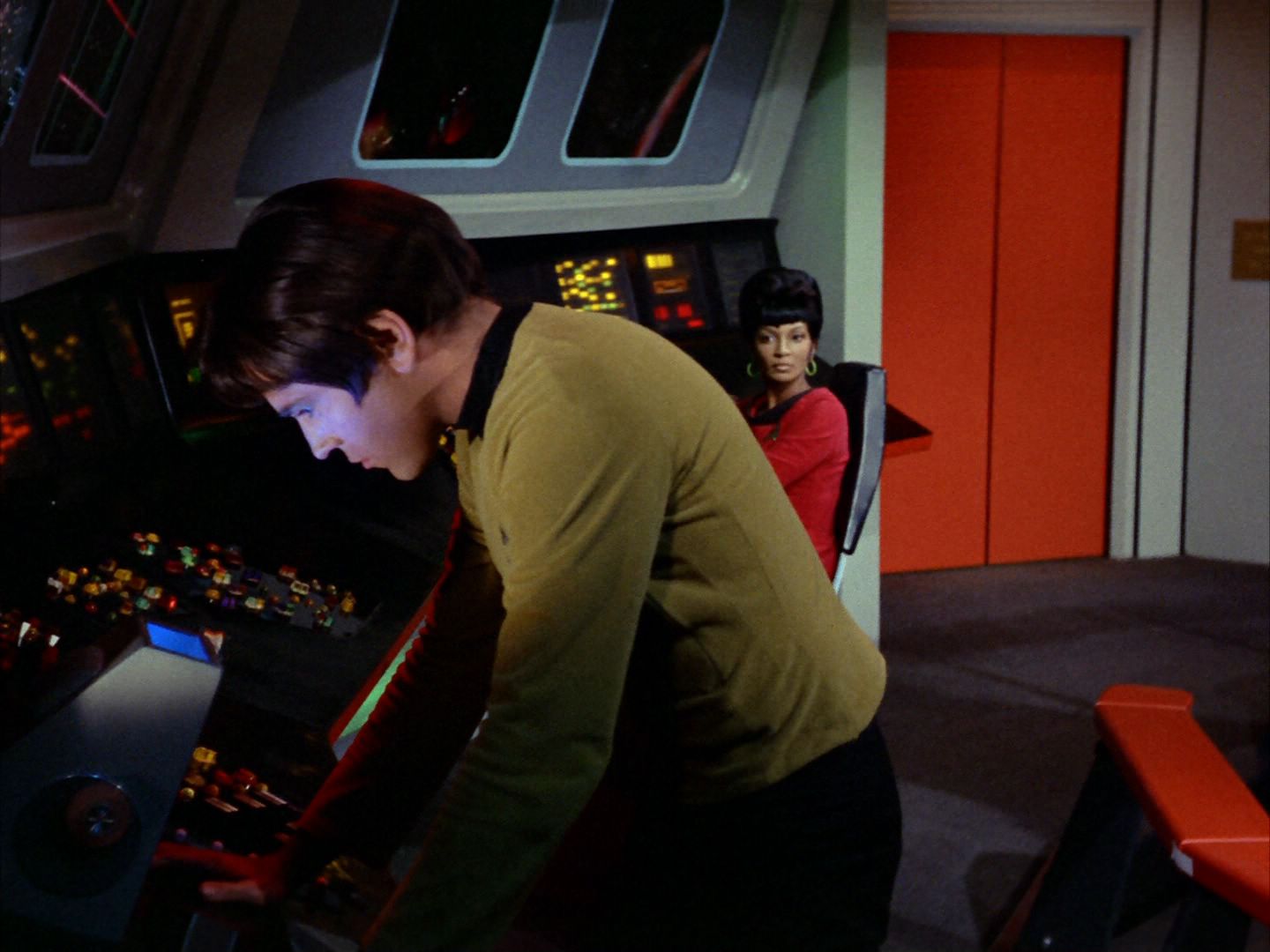 ariane179254_StarTrek_2x01_AmokTime_0328.jpg
