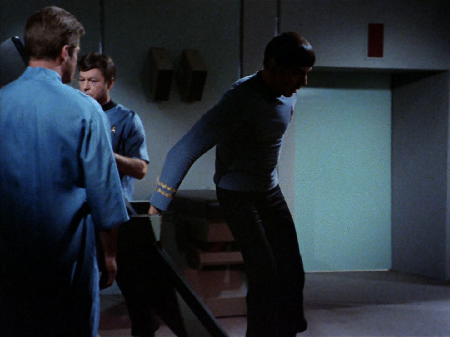 ariane179254_StarTrek_2x01_AmokTime_0435.jpg