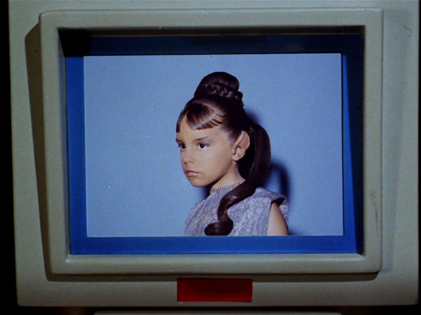 ariane179254_StarTrek_2x01_AmokTime_0533.jpg