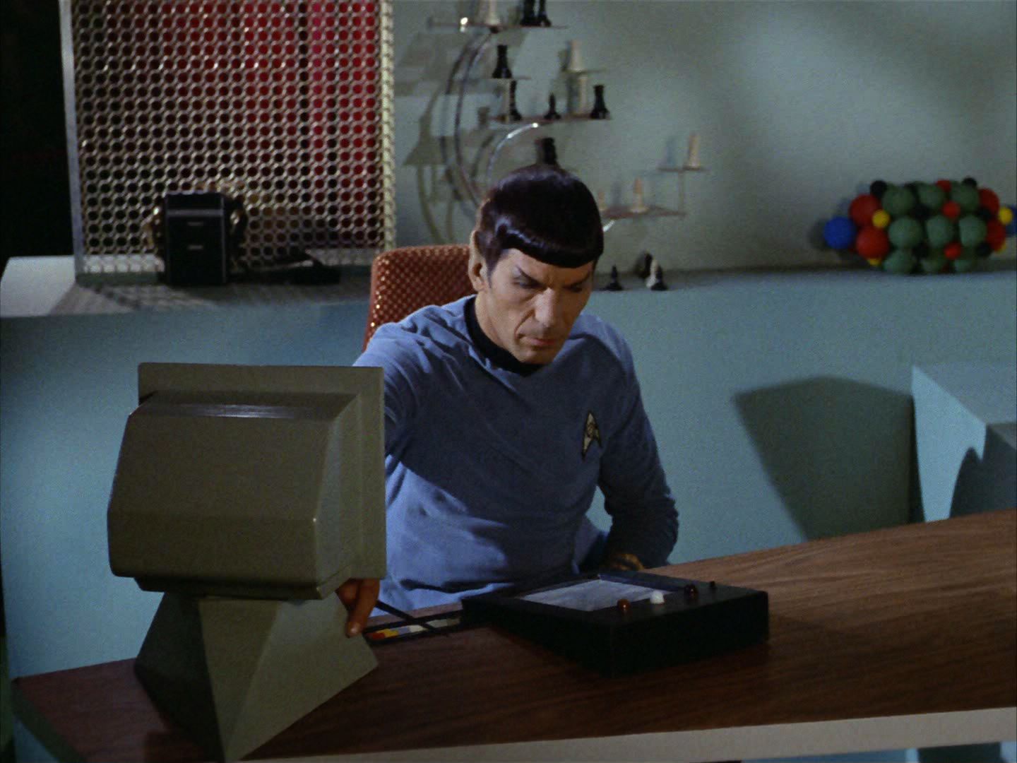 ariane179254_StarTrek_2x01_AmokTime_0535.jpg
